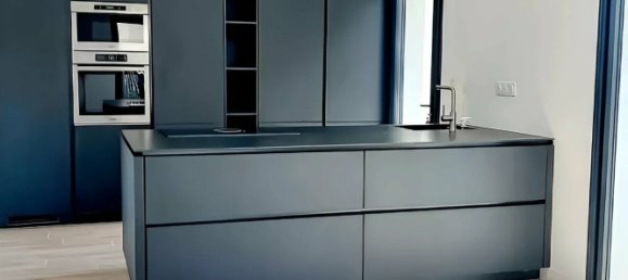 Villa de 3 dormitorios en Fabregues, France No. 297661 3