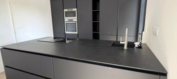 Villa de 3 dormitorios en Fabregues, France No. 297661 7