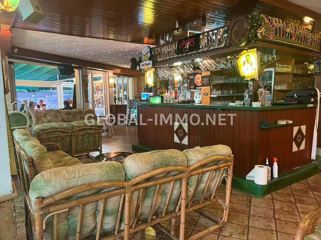 Коммерческая недвижимость 120м² в Розы, Испания № 163258