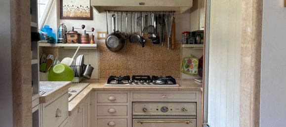 3-salle Appartement à Rome, Italy No. 203894 8