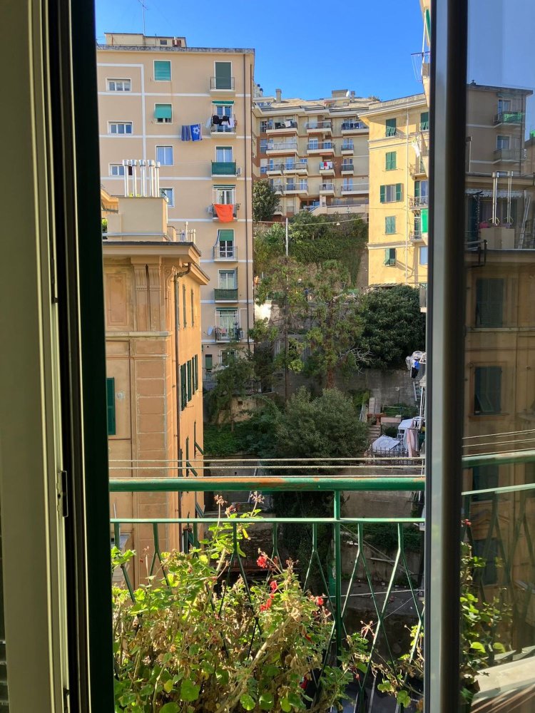 Квартира с 3 комнатами в Генуя, Италия № 254438