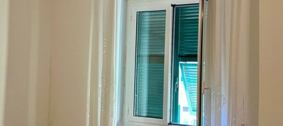 Квартира с 3 комнатами в Генуя, Италия № 254438 3