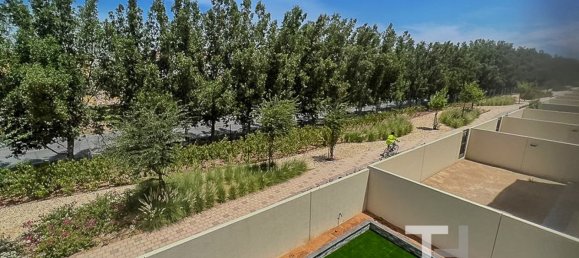 Таунхаус с 4 спальнями в Dubai Land, ОАЭ № 28572 19