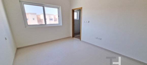 Таунхаус с 4 спальнями в Dubai Land, ОАЭ № 28572 18