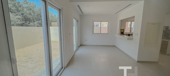 Таунхаус с 4 спальнями в Dubai Land, ОАЭ № 28572 7