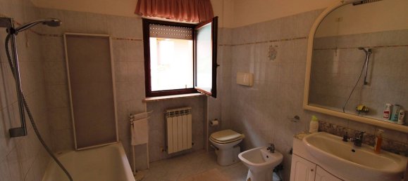 6 Schlafzimmer Wohnung in Montegranaro, Italy, Nr. 352268 27