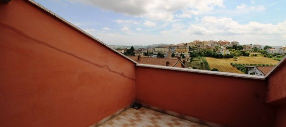 6 Schlafzimmer Wohnung in Montegranaro, Italy, Nr. 352268 28