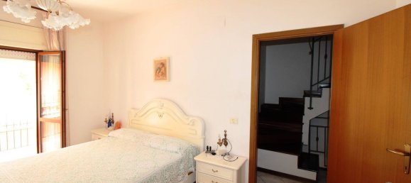 6 Schlafzimmer Wohnung in Montegranaro, Italy, Nr. 352268 13