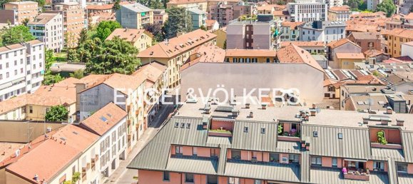 5 rooms Duplex in Monza, Italy No. 134214 25