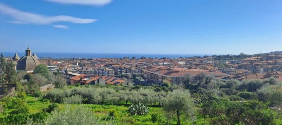 3 rooms Apartment in Aci Catena, Italy No. 167622 18