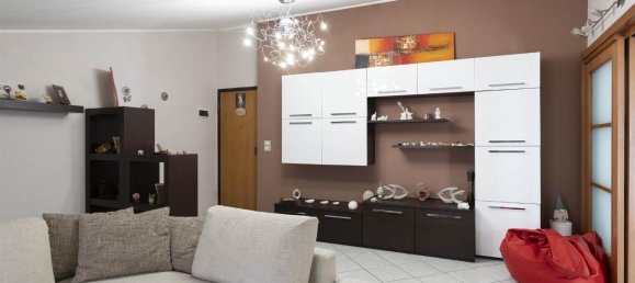 3 rooms Apartment in Aci Catena, Italy No. 167622 3