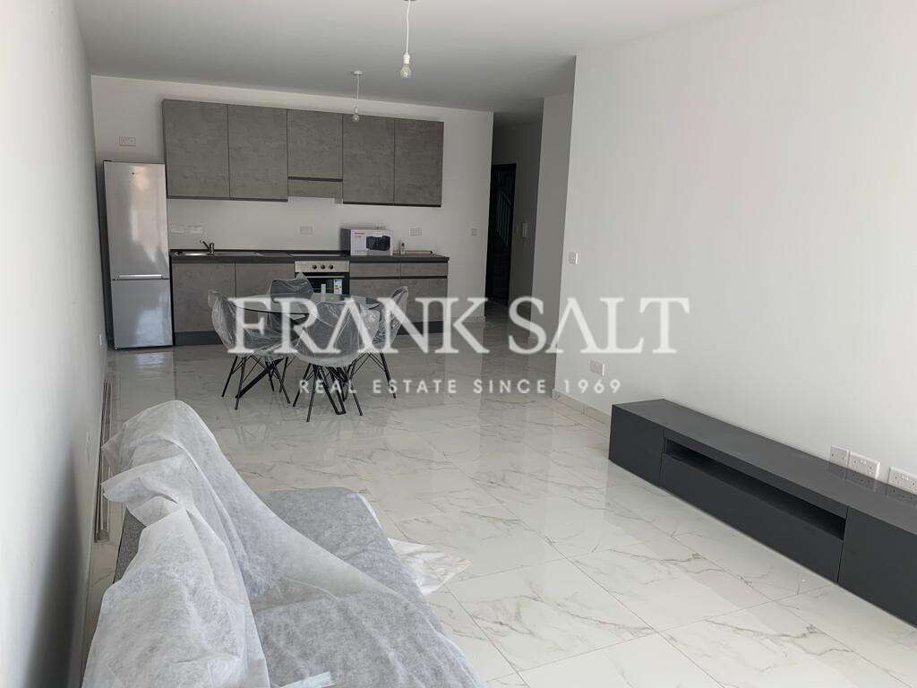 2 bedrooms Apartment in Marsalforn, Malta No. 697