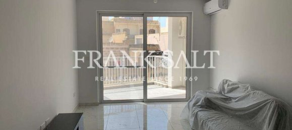 2 bedrooms Apartment in Marsalforn, Malta No. 697 5
