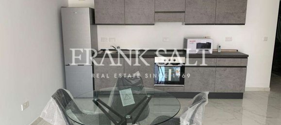 2 bedrooms Apartment in Marsalforn, Malta No. 697 9