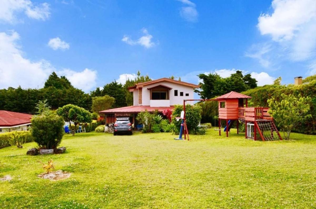 4 bedrooms House in San Rafael, Costa Rica No. 806