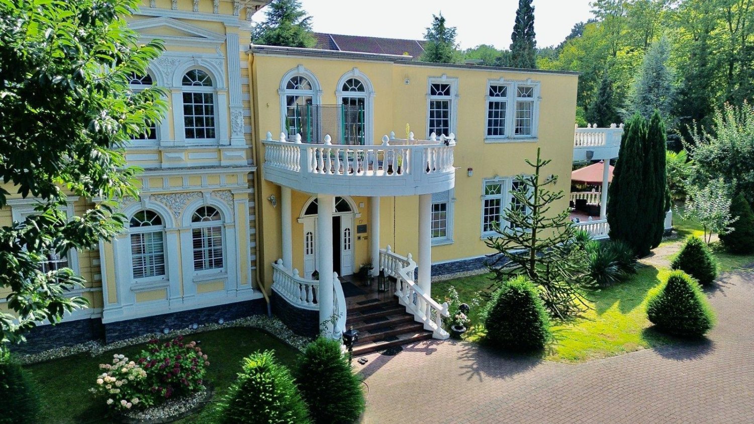 10 غرف نوم فيلا في Monchengladbach, Germany رقم 6385