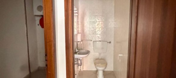 65m² Commercial property in Legnago, Italy No. 380401 27