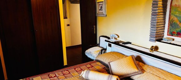 Вилла с 5 спальнями в Итри, Италия № 327642 19