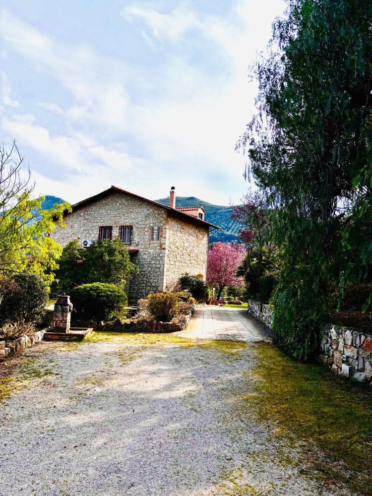 Вилла с 5 спальнями в Итри, Италия № 327642