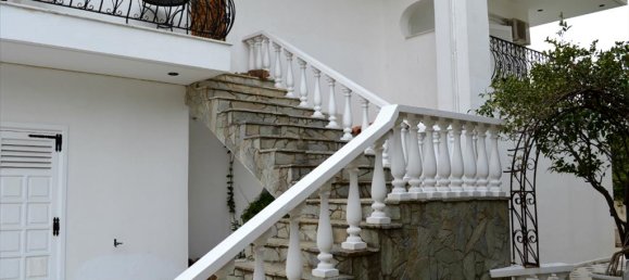 Коммерческая недвижимость с 5 спальнями в Рафина, Греция № 5860 4