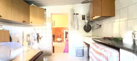Apartamento de 5 divisões em Oristano, Italy N.º 38699 12