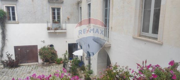 Apartamento de 5 divisões em Bari, Italy N.º 180541 36