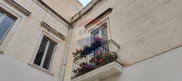 Apartamento de 5 divisões em Bari, Italy N.º 180541 35