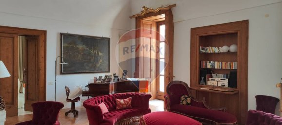 Apartamento de 5 divisões em Bari, Italy N.º 180541 14