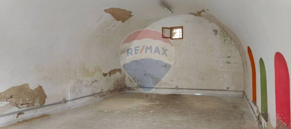 Apartamento de 5 divisões em Bari, Italy N.º 180541 5