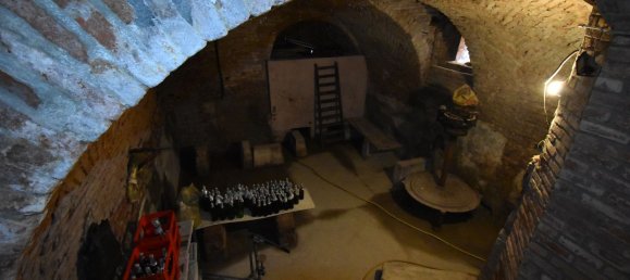 10 rooms House in Vigliano d'Asti, Italy No. 160817 46