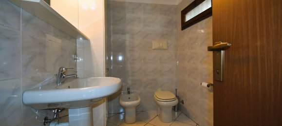 10 rooms House in Vigliano d'Asti, Italy No. 160817 14