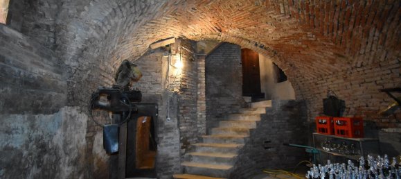 10 rooms House in Vigliano d'Asti, Italy No. 160817 47