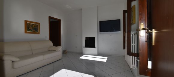 10 rooms House in Vigliano d'Asti, Italy No. 160817 33