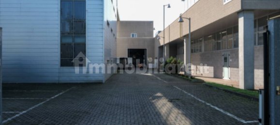 1-Zimmer Büro in Inzago, Italy, Nr. 14363 6