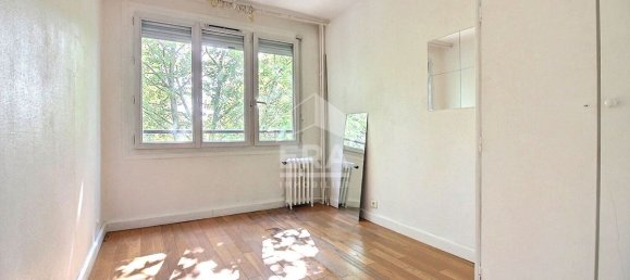 Apartamento de 2 dormitorios en Seine-Saint-Denis, France No. 299650 7