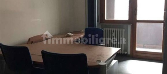 Oficina de 5 habitaciónes en Perugia, Italy No. 119746 3