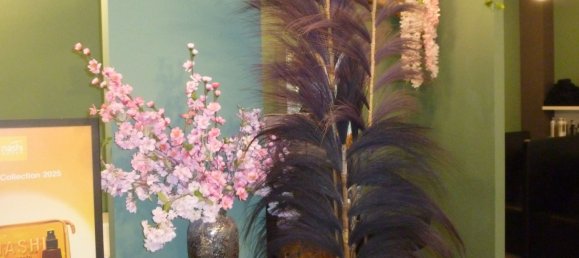 92m² Commercial property in Verona, Italy No. 371071 3