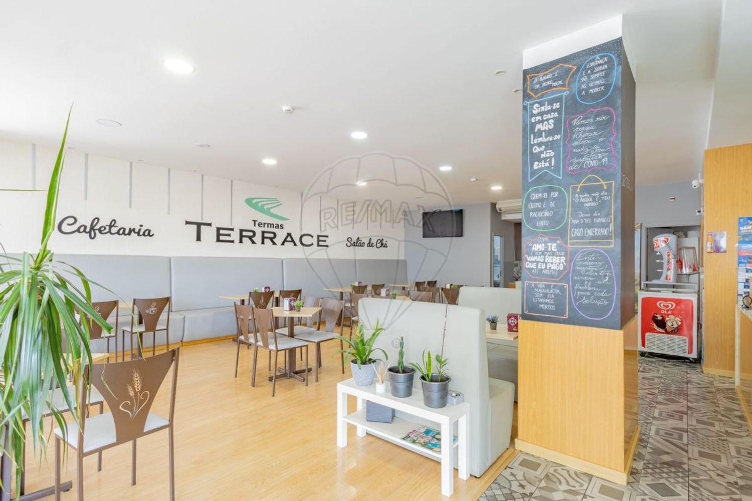 111m² Commercial property in Penafiel, Portugal No. 192267