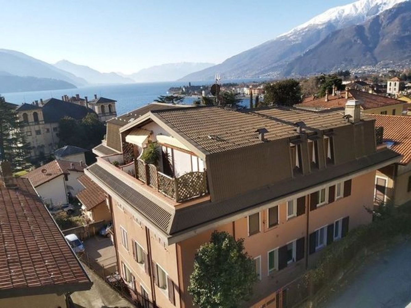 3 bedrooms Apartment in Gravedona ed Uniti, Italy No. 359723
