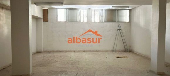 106m² Commercial property in Cordoba, Spain No. 173522 5