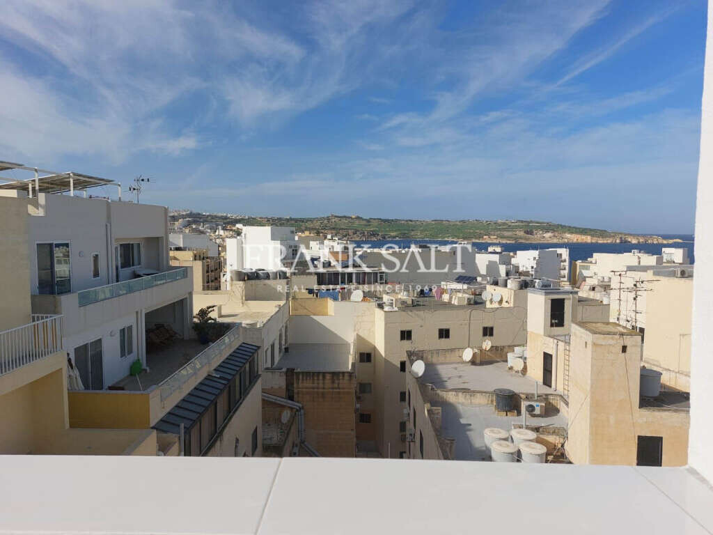 Пентхаус с 1 спальней в Сан-Пауль-иль-Бахар, Мальта № 7205