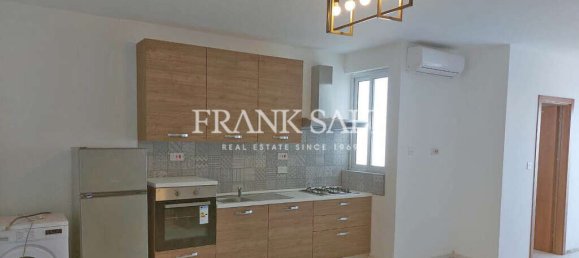 Пентхаус с 1 спальней в Сан-Пауль-иль-Бахар, Мальта № 7205 2