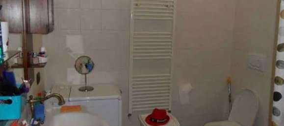 Villa de 3 divisões em Cologno Monzese, Italy N.º 170914 2