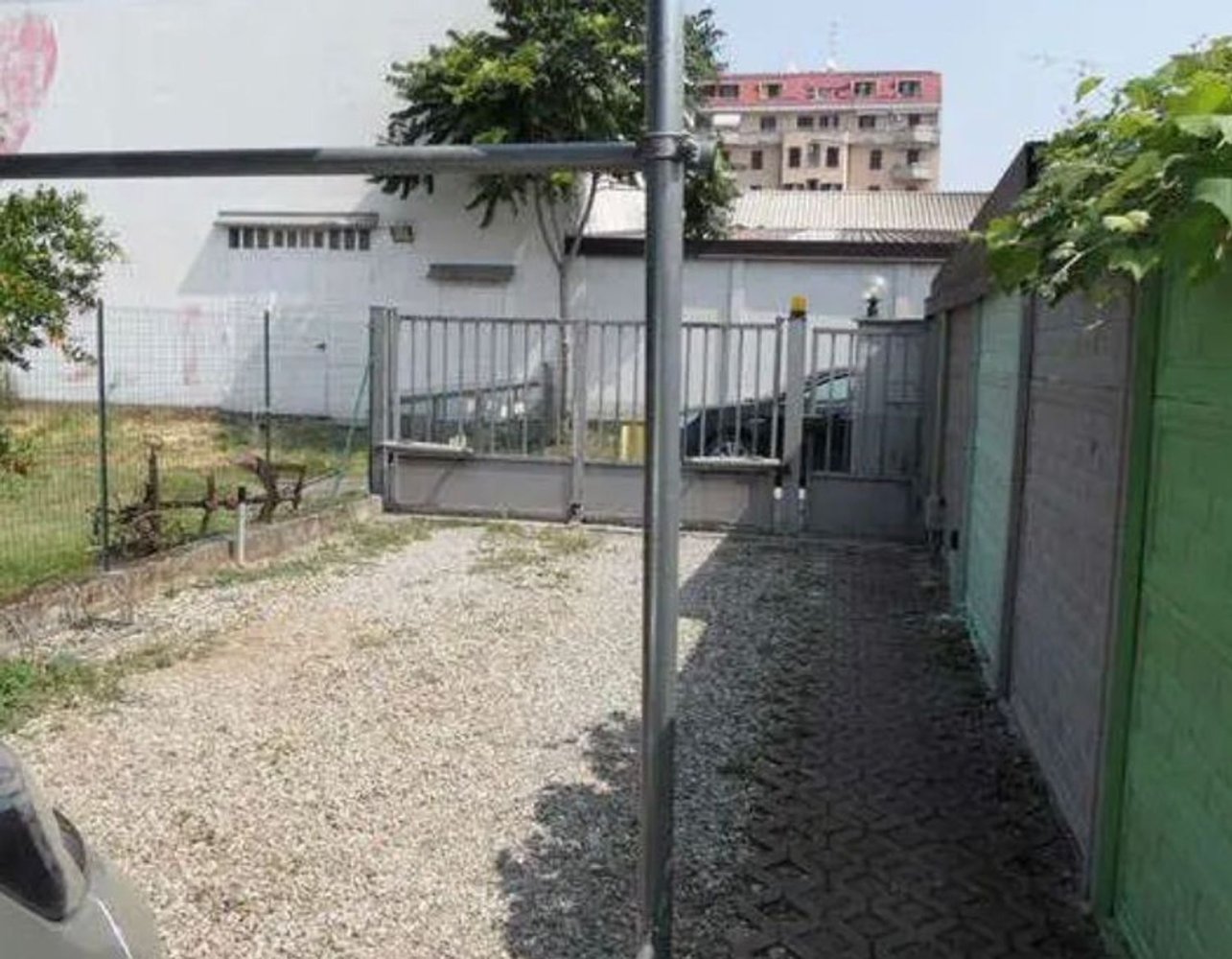 Villa de 3 divisões em Cologno Monzese, Italy N.º 170914