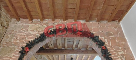 3 rooms Apartment in Livorno, Italy No. 282401 3