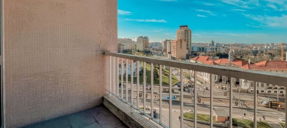 4 bedrooms Apartment in Vila Nova de Gaia, Portugal No. 40506 2