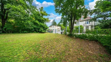  Land in Hietzing, Austria No. 214648