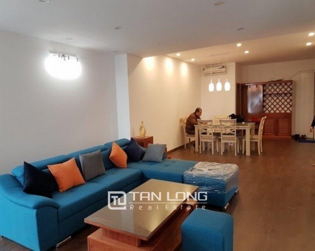 3 Schlafzimmer Wohnung in Tay Ho, Vietnam, Nr. 2051