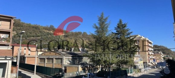 Casa de 6 habitaciónes en Montorio al Vomano, Italy No. 28313 30