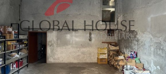 Casa de 6 habitaciónes en Montorio al Vomano, Italy No. 28313 32